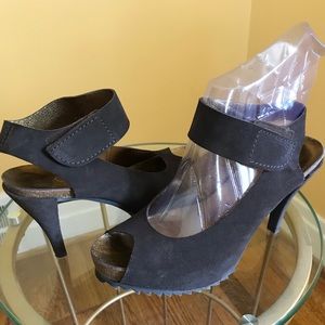 Pedro Garcia ankle strap heel